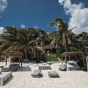 Nest Hotel Tulum